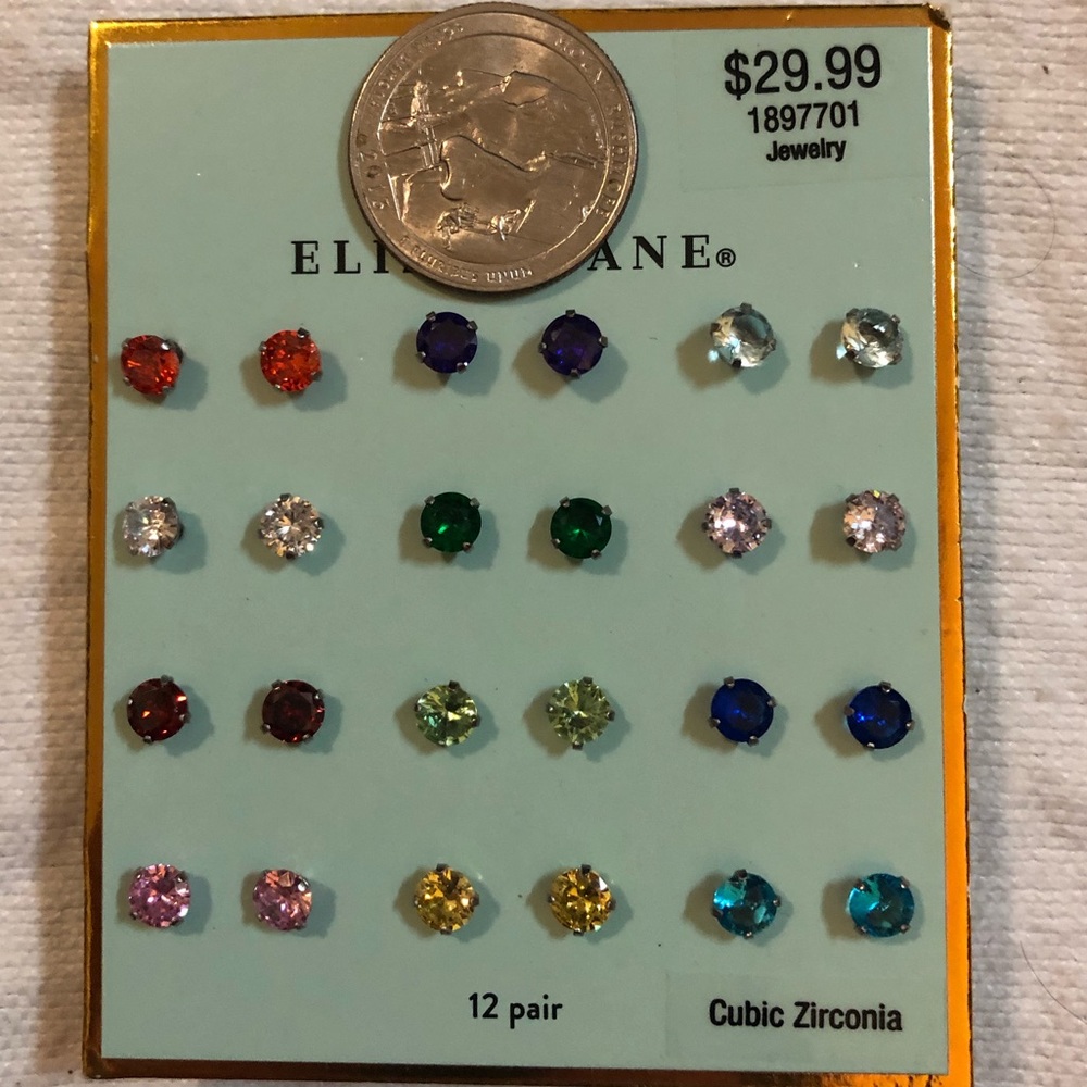 12 pairs Eliza&jane Earrings - Picture 3 of 7